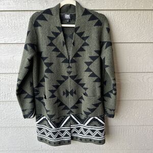 Frye Cardigan Sweater Women's Med Green Southwestern Aztec Western Ranch Boho
